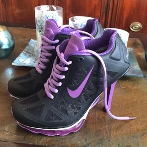Nike  Air max high heels 💜